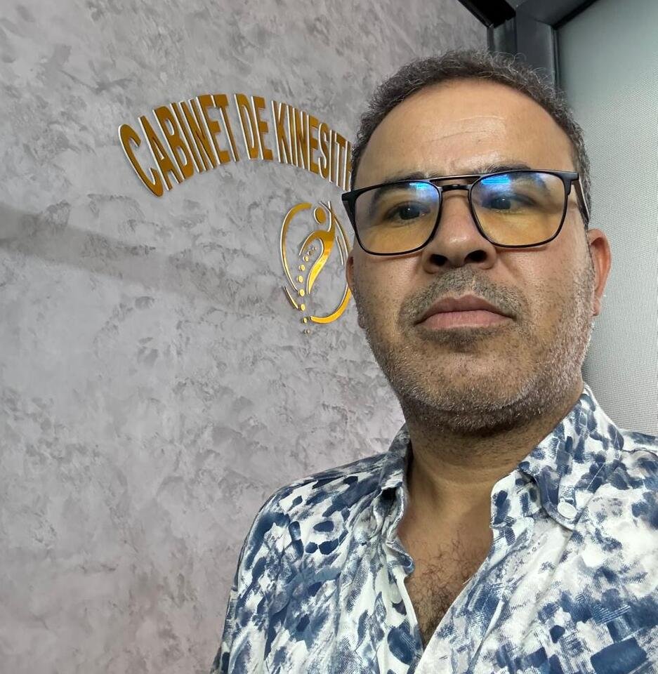 78979 À Propos De Nous - Kiné Meknes Sbai A Karim